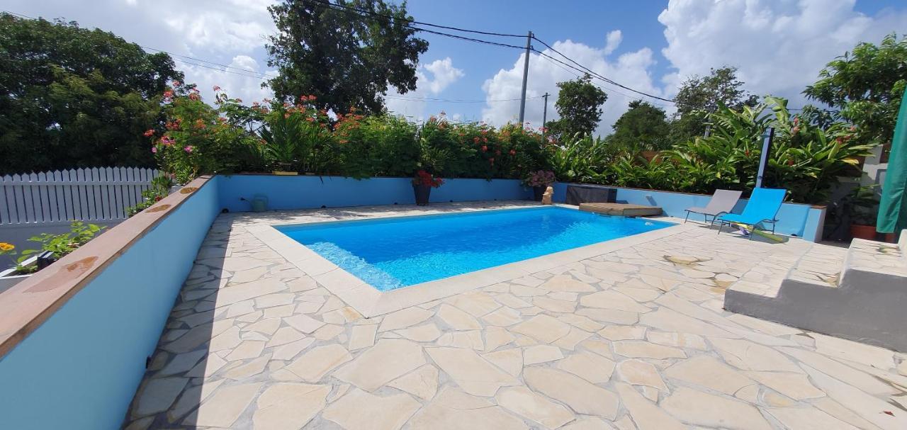 "Chez Claudia "Charmant Logement Avec Jacuzzi Privatif En Toute Intimite Sur Belle Terrasse Exterieure En Bois Et Piscine Courcelles Экстерьер фото