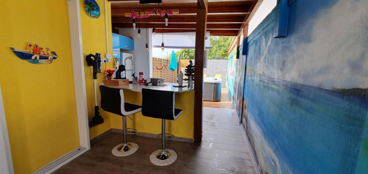 "Chez Claudia "Charmant Logement Avec Jacuzzi Privatif En Toute Intimite Sur Belle Terrasse Exterieure En Bois Et Piscine Courcelles Экстерьер фото