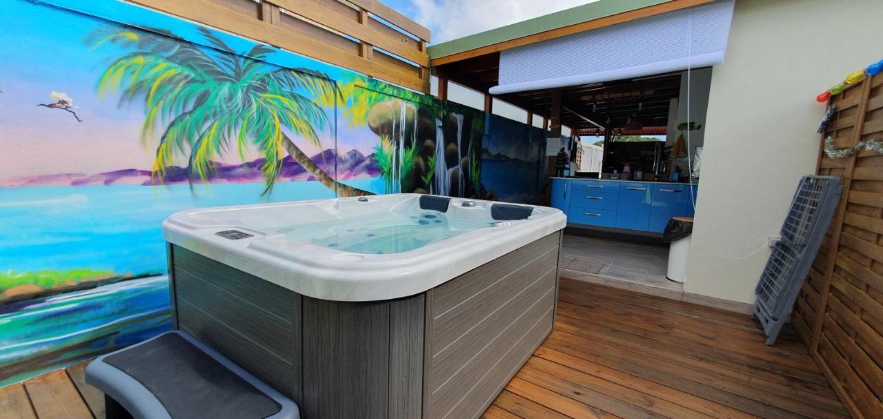 "Chez Claudia "Charmant Logement Avec Jacuzzi Privatif En Toute Intimite Sur Belle Terrasse Exterieure En Bois Et Piscine Courcelles Экстерьер фото