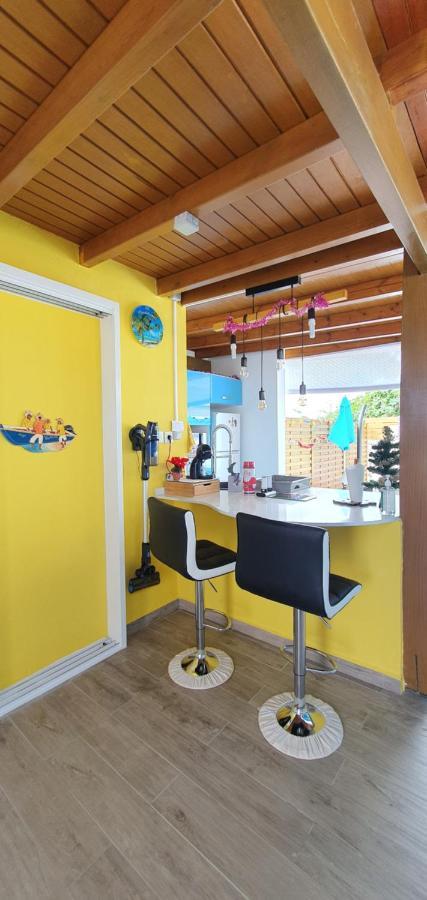 "Chez Claudia "Charmant Logement Avec Jacuzzi Privatif En Toute Intimite Sur Belle Terrasse Exterieure En Bois Et Piscine Courcelles Экстерьер фото
